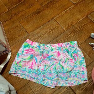 Very Nice Lilly Pulitzer Shorts